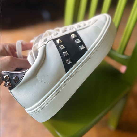 Steve Madden White and Black Studded Sneakers - Picture 1 of 8